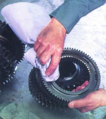 Vliesstofftücher 8 kg Ballen (ca. 415 Tücher)